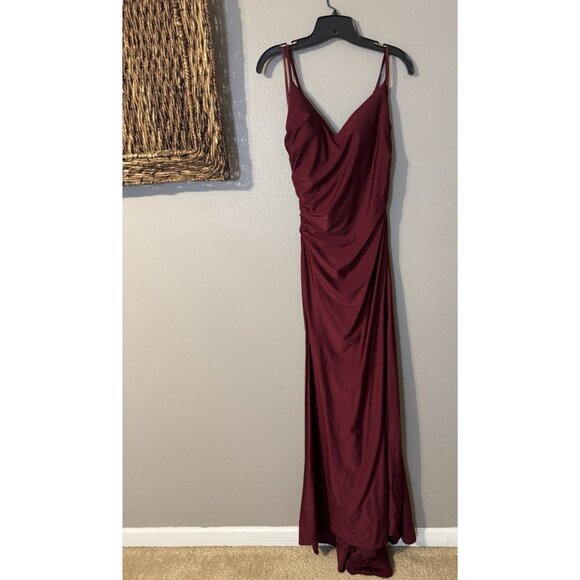 La Femme 103544 Dress 4 Burgundy Sleeveless V Neck Formal Gown NEW - Picture 13 of 14